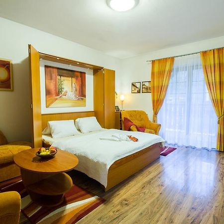 Vila Helena - Apartment Helena 2 루좀베로크 외부 사진