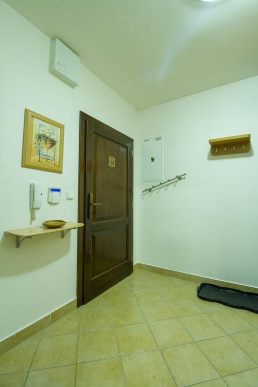 Vila Helena - Apartment Helena 2 루좀베로크 외부 사진