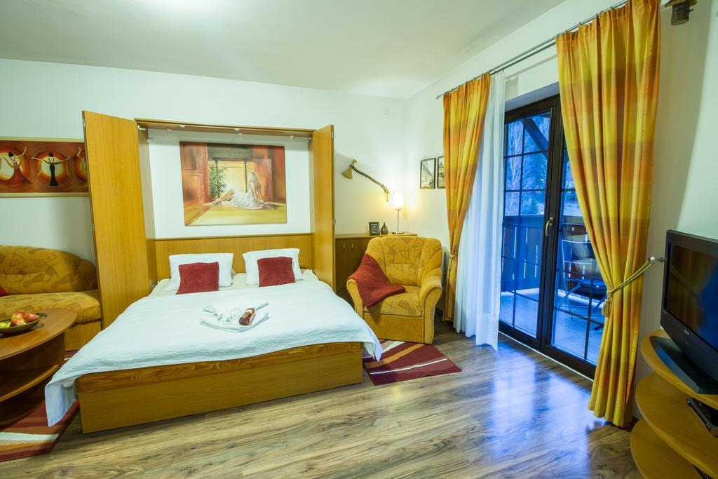 Vila Helena - Apartment Helena 2 루좀베로크 외부 사진